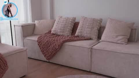 Snapshot of sophie_belton chatting on 11, 7, 2026 sofia online show from 11, 7, 2026