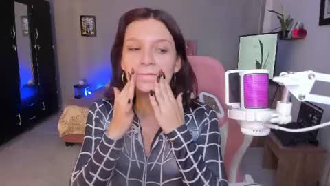 sophie doll online show from 18, 7, 2026