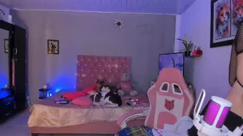 sophie doll online show from 23, 7, 2026