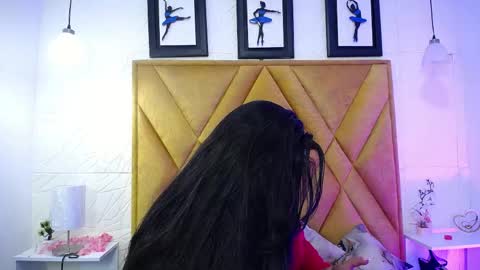 Snapshot of sophie_galli chatting on 28, 2, 2026 Sophie Gallis online show from 28, 2, 2026