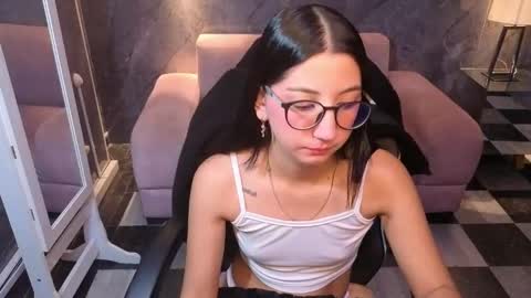 sophie_jones_b online show from 1, 6, 2026