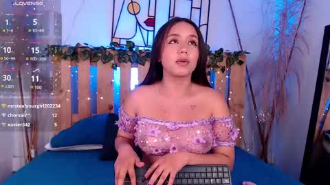 sophie_moon24 online show from 12, 12, 2024