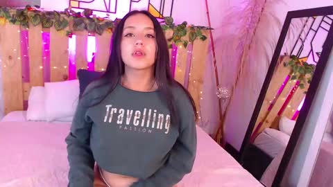 sophie_moon24 online show from 12, 2, 2025