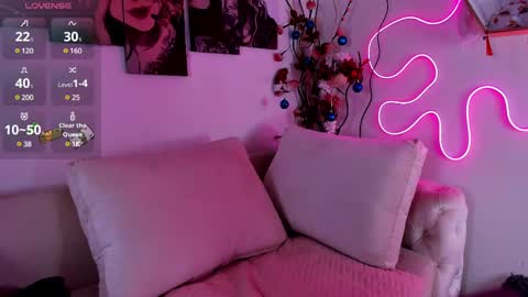 sophie_moon24 online show from 15, 2, 2025