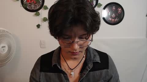 sophie_ross1 online show from 28, 9, 2025