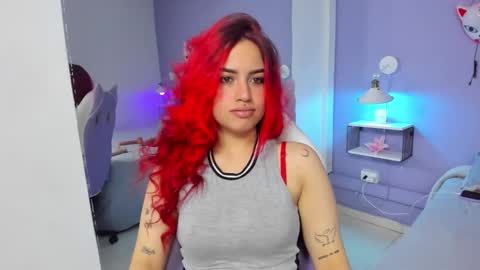 Snapshot of sophie_russell_ chatting on 9, 11, 2025 sophie russell online show from 9, 11, 2025