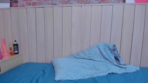 Sophie online show from 1, 3, 2025