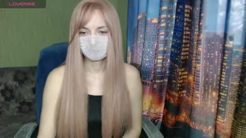 Sophie online show from 18, 4, 2026