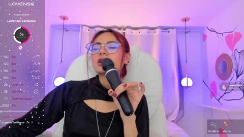 Snapshot of sophiecherry_ chatting on 7, 12, 2024 Sophie IG sophiecherry es online show from 7, 12, 2024