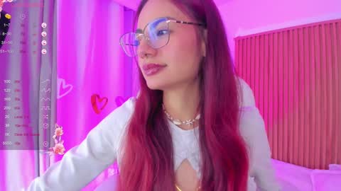 Snapshot of sophiecherry_ chatting on 16, 2, 2025 Sophie IG sophiecherry es online show from 16, 2, 2025