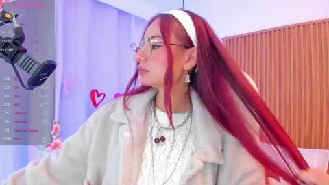 Snapshot of sophiecherry_ chatting on 18, 2, 2025 Sophie IG sophiecherry es online show from 18, 2, 2025