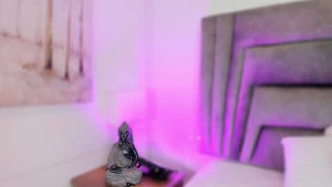 Sophie  online show from 25, 9, 2025