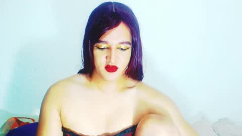 sophiehillsxo online show from 17, 4, 2026