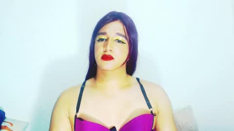 sophiehillsxo online show from 18, 4, 2026
