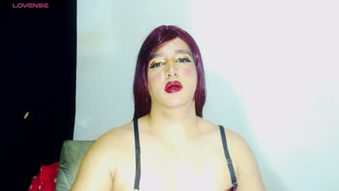 sophiehillsxo online show from 13, 6, 2026