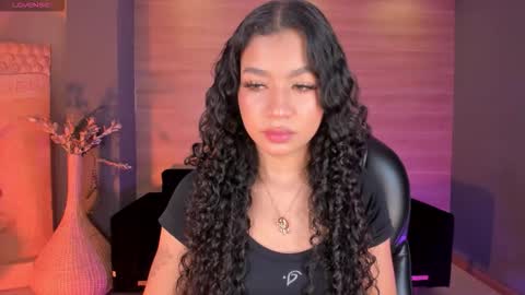 Sophie Houston online show from 21, 10, 2025