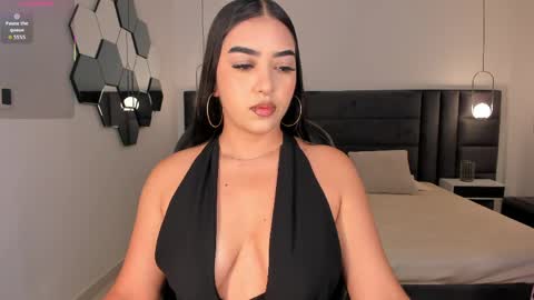 Snapshot of sophielanne chatting on 24, 5, 2026 Sophie online show from 24, 5, 2026
