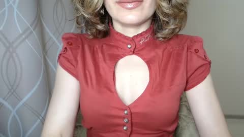 Sophiemisss online show from 3, 10, 2025