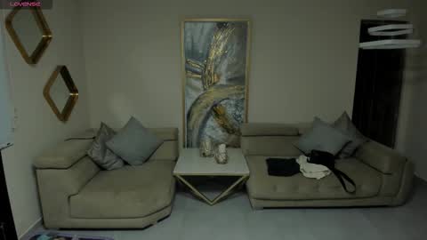 Snapshot of sophiepalmerx chatting on 6, 10, 2025 Sophie Palmer online show from 6, 10, 2025