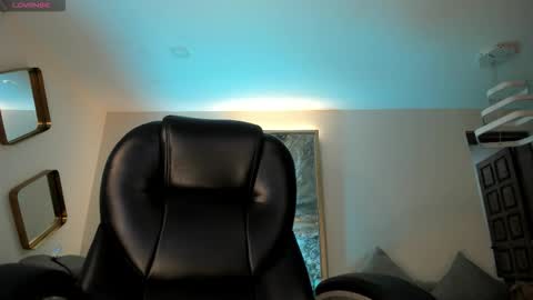 Snapshot of sophiepalmerx chatting on 11, 10, 2025 Sophie Palmer online show from 11, 10, 2025