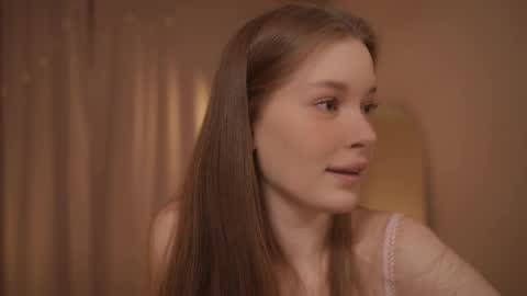 Snapshot of sophiephoria chatting on 12, 3, 2025 Sophie Next stream 3 online show from 12, 3, 2025