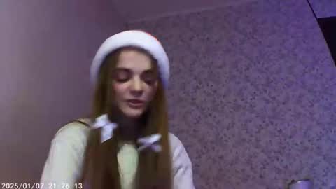Sophie and my bestie Mandy    online show from 6, 1, 2025