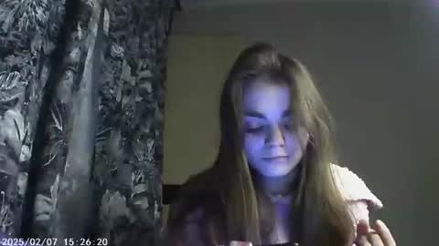 Sophie and my bestie Mandy    online show from 6, 2, 2025