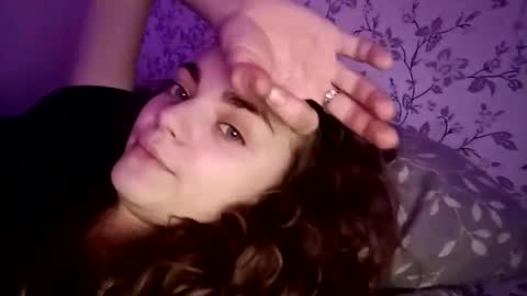 Sophie and my bestie Mandy    online show from 8, 2, 2025