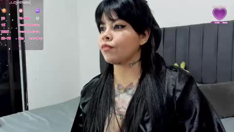 SOPHIE online show from 29, 1, 2025