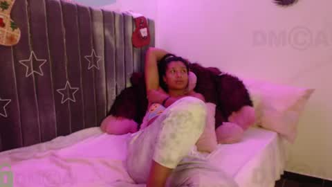 Sophia this is not my real name online show from 24, 12, 2024