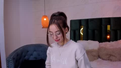 Snapshot of sophiia_gomezz_ chatting on 22, 1, 2025 sophi online show from 22, 1, 2025