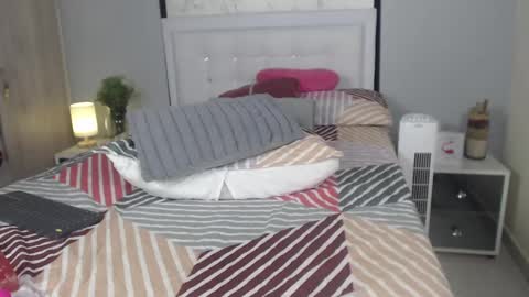 Snapshot of sopphiefox chatting on 31, 1, 2025 Sofia online show from 31, 1, 2025