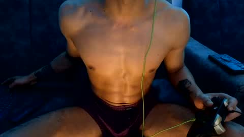 Snapshot of sornero777111 chatting on 4, 7, 2026 businessman online show from 4, 7, 2026