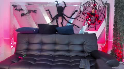 Snapshot of soro_lovelyboy chatting on 14, 10, 2025 soro_lovelyboy online show from 14, 10, 2025