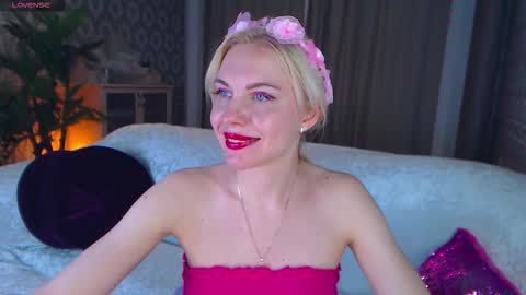 Lisa online show from 1, 12, 2025