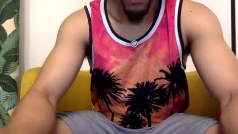 Snapshot of soulmatesxoo34 chatting on 2, 12, 2024 Longhaitianbbc thick latina online show from 2, 12, 2024
