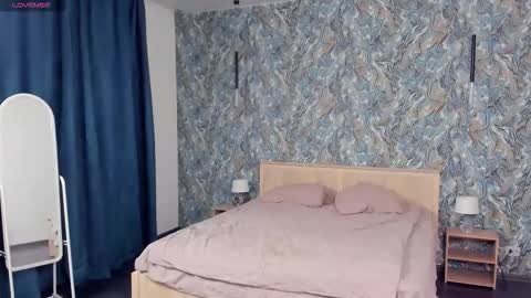 Snapshot of soulsl1ght chatting on 9, 10, 2025 Elizabeth online show from 9, 10, 2025