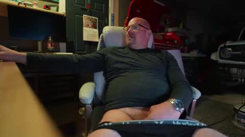 Snapshot of soundfreqnj chatting on 9, 2, 2026 soundfreqnj online show from 9, 2, 2026