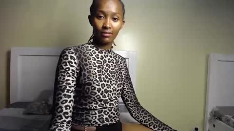 Snapshot of sower_velvet chatting on 3, 12, 2025 sower_velvet online show from 3, 12, 2025