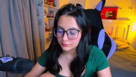 Lili online show from 12, 11, 2025