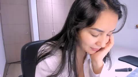 Snapshot of soy_miia chatting on 15, 2, 2025 MIA online show from 15, 2, 2025