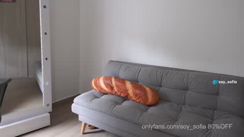 Snapshot of soy_sofia chatting on 8, 10, 2025 100 explicit here online show from 8, 10, 2025