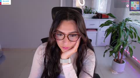 Snapshot of soyabby_ chatting on 25, 1, 2025 Luisa online show from 25, 1, 2025