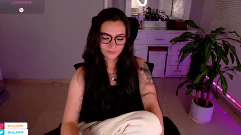 Snapshot of soyabby_ chatting on 3, 2, 2025 Luisa online show from 3, 2, 2025