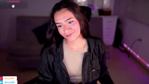 Snapshot of soyabby_ chatting on 28, 2, 2025 Luisa online show from 28, 2, 2025