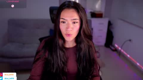 Snapshot of soyabby_ chatting on 4, 3, 2025 Luisa online show from 4, 3, 2025