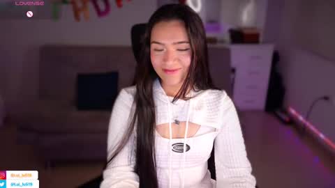 Snapshot of soyabby_ chatting on 6, 3, 2025 Luisa online show from 6, 3, 2025