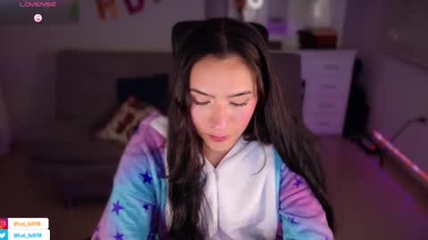 Snapshot of soyabby_ chatting on 7, 3, 2025 Luisa online show from 7, 3, 2025