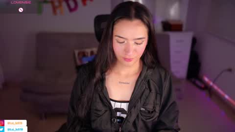 Snapshot of soyabby_ chatting on 12, 3, 2025 Luisa online show from 12, 3, 2025