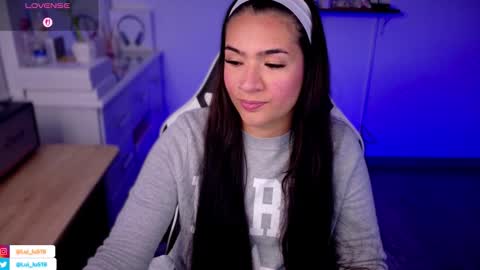 Snapshot of soyabby_ chatting on 21, 10, 2025 Luisa online show from 21, 10, 2025